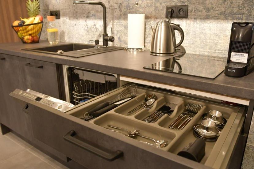 Apartament Prywatny Stone Hill Rackiewicz Z Basenem Шклярска Поремба Екстериор снимка